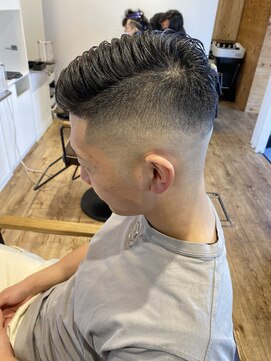 アメラボ 平針店(AmeLab) 20代/30代/フェードカット/震災狩り/かき上げスタイル