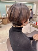 バッサリカット！耳掛けマッシュショート