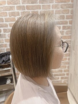 コーエン(cowen) 大人ガーリー似合わせグレージュ小顔ショートボブメッシュ30代