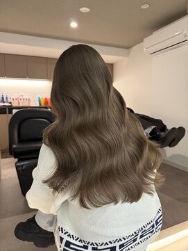 リリット(ReLit) ハイライトレイヤーカットグレージュベージュショート髪質改善