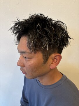 ヘアーアトリエルキナ(hair atelier LUCINA) ツイストスパイラルパーマメンズパーマメンズカットメンズ