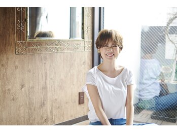 アシュリー(ashuley)の写真/新宿三丁目徒歩30秒でアクセス◎平日は21時まで営業で、忙しい大人女性も通いやすい♪ママのための設備も☆