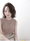 ツヤ髪まとまる小顔カット！/30代40代50代