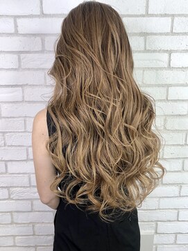 シシ 新宿(She 2.) 柔らかブロンドベージュ★