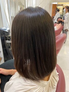 クオリス 上福岡店(QUALIS) ワンレン/ロブ/ボリュームダウン/ナチュラルブラウン/30代40代