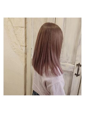 ルパラディ(leparadis) つや感ラベンダーベージュ