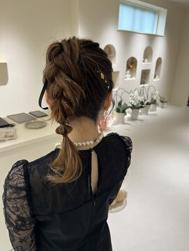 メイン(『　　』main) お呼ばれヘア