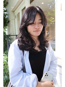 ビュートリアム 広尾(BEAUTRIUM) たっぷりレイヤーセミロング