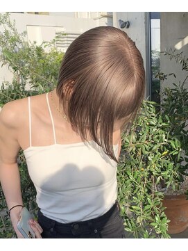 ロイリー バイ ローウェ 立川(Loely by Louwe) ベージュ/ハイトーン/レイヤー/ボブ/立川/髪質改善/ヘアセット