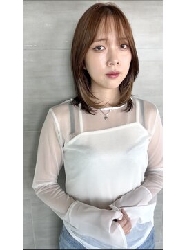 ナズル(nuzzle) ミディアム x フェイスレイヤー