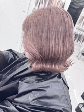 ローバー(Rover) ピンクとブラウンとボブ