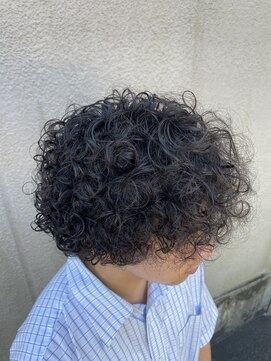 ファインズヘアー ボウ(Fine's Hair BOW) ナチュラルなカールスタイル