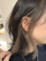 アイズ(I's)&nbsp;インナーカラー×ミルクティーベージュ×伸ばし中