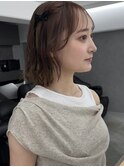 くびレイヤーボブルフネビージュ小顔ワンレンこなれミディ