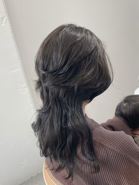 サラ(sara) ロングウルフ