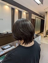 ブルーテーフ(Bleu Terre)&nbsp;盛岡【白髪ぼかしハイライトグレージュ×ウルフ】相性◎オススメ