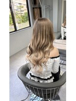ヴァンクラウド 奈良店(VENT-CLOUD)&nbsp;透明感ミルクティーカラー×６Dエクステで作るバレイヤージュ♪
