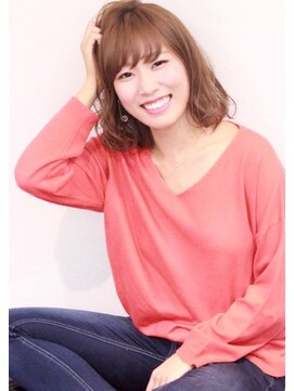 ヘアサロン マゼラン 新宿(Magellan) ハイトーン・無造作ロブヘア