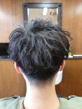 ヘアーサロン リバース(Hair Salon Rebirth) ショート