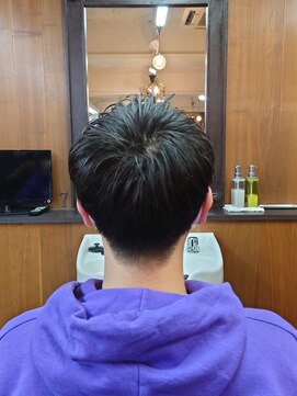 ヘアーサロン リバース(Hair Salon Rebirth) ツーブロック