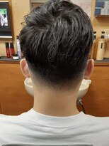 コダマ 新大塚店(KODAMA)&nbsp;ツーブロックスキンフェードスタイル（コンマヘア）