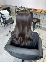 リーオオサカ(Lee Osaka) グレージュカラー