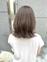 アフロートpd+ KOBE(AFLOATpd+)&nbsp;透明感のあるグレージュ　レイヤーカット