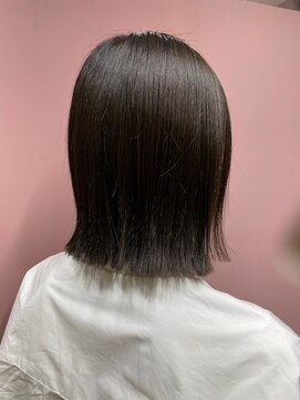 カームバイリコ 学芸大学(calm by liko) 斜めバング/グレージュカラー/デザインカラー/学芸大学