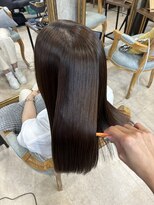 アンフィシュピトロワ(AnFye spi tlow) 【髪質改善】で艶髪に変身【縮毛矯正】【髪質改善】【縮毛矯正】