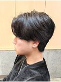 ショートウルフニュアンスパーマ前下りセンターパート