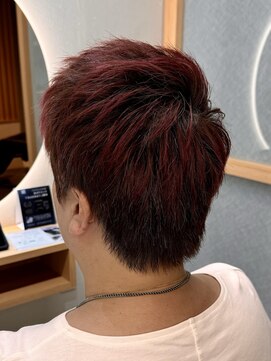 イゾラ(isola) 【isola】刈り上げなし/ベリショ/バリカンなし/簡単スタイリング