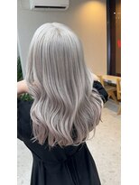 天神美容室&nbsp;ダブルカラー／レイヤーカット／ハイトーン