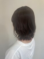 カウチ ヘアー ドレッシング(COUCH Hair Ｄressing)&nbsp;女性らしいフェミニンなミディアムスタイル