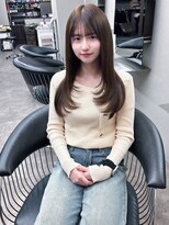 エミーバイモアムー(Emmie byMoremuu)&nbsp;【アイリ】韓国レイヤー×ミルクティー