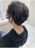 コントラストハイライト　ショートパーマ