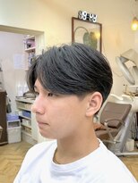 レボルトヘアー(R EVOLUT hair) 刈り上げセンターパート毛流れニュアンスパーマフェザーパーマ