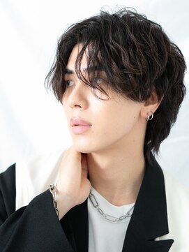 カジュアルダークアッシュ波巻きパーマショートc与野