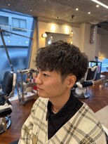 ゼロスバーバー(0's BARBER SHOP)&nbsp;20代◎波巻きツイストスパイラルで無造作マッシュ