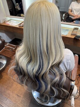 ビーヘアー(BE hair) ホワイトベージュ×ブルーハイライト(プルエクステ)