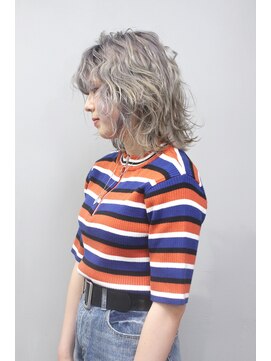 マーシー(MAAAAAC) 【MERCY】ホワイトグレー