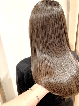 ジーナ 銀座(Zina) 小顔セミウェットウェーブ ピンクベージュハイライトカラー