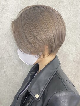 サンク 原宿 表参道(cinq) ダブルカラー/ケアブリーチ/インナーカラー/ハイライト[原宿]