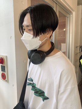 バイフィフス 原宿/表参道(by fifth) ◇センターパート 韓国ヘア ニュアンスパーマ 前下がり マイキー