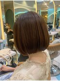 大人かわいいワンレン内巻きミニマムボブ