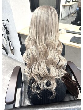 エル オオサカ 心斎橋店(L. OSAKA) ブロンドボブ_チェリーブラウンフェミニンロング_S48