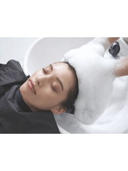 【栃木駅＊徒歩5分】泡ヘッドスパ導入！頭皮マッサージで血行を促進し、健康な頭皮を保ちます◎