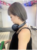 ボブ/ミルクティーベージュカラー/ブリーチ/ダブルカラー/原宿