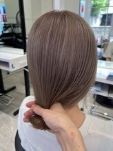 ニル 阪急塚口店(NILLU) NILLU_1ブリーチグレージュカラー
