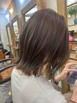 ネウィ 八王子(newi)&nbsp;艶感ピンクベージュ ボブ