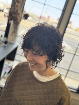 グラマラス(glamorous) ふわふわパーマ